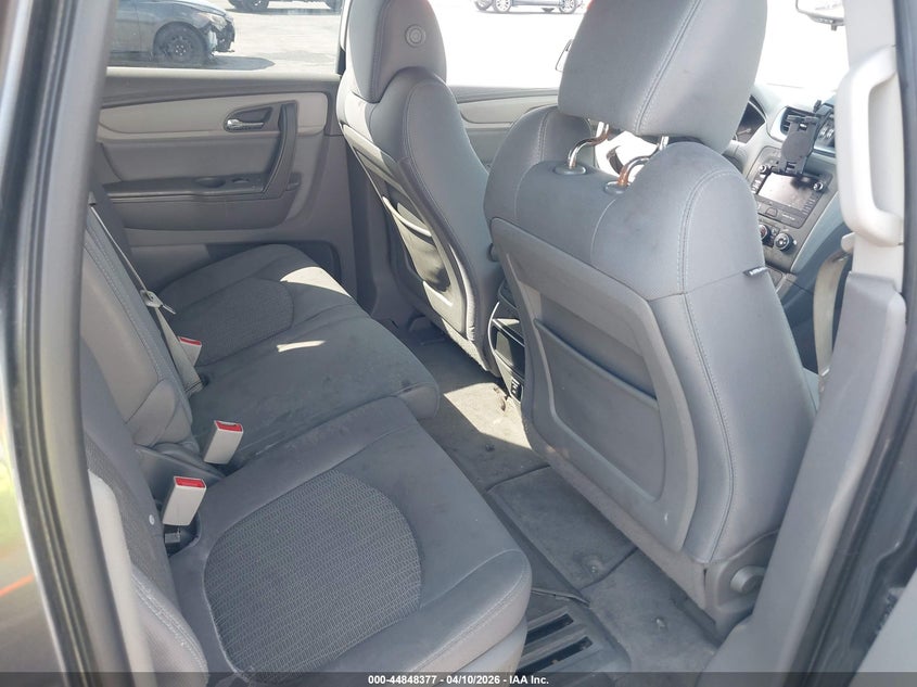 2014 Chevrolet Traverse 3.6 Ls Grey Lot 111044848377 Vin 1GNKRFED9EJ326949