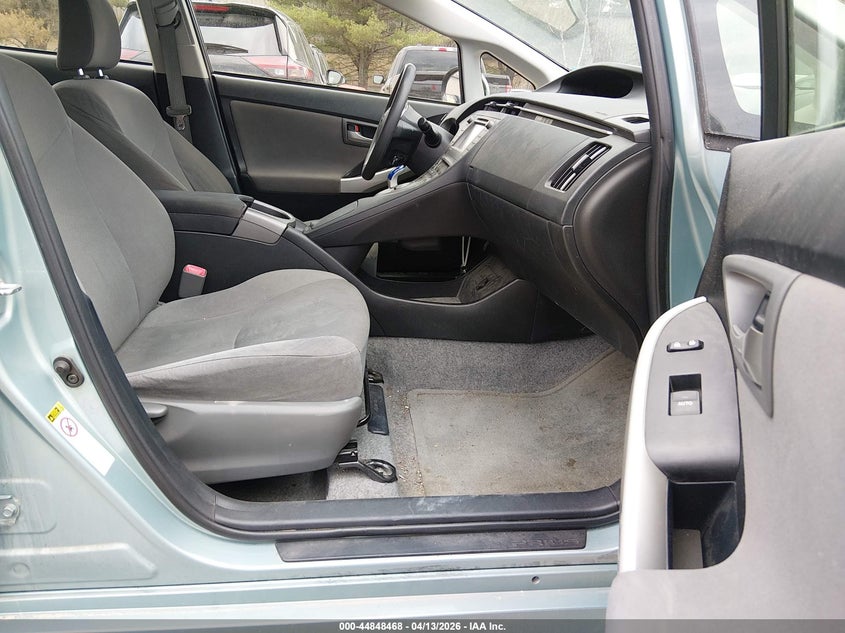 2013 Toyota Prius Three