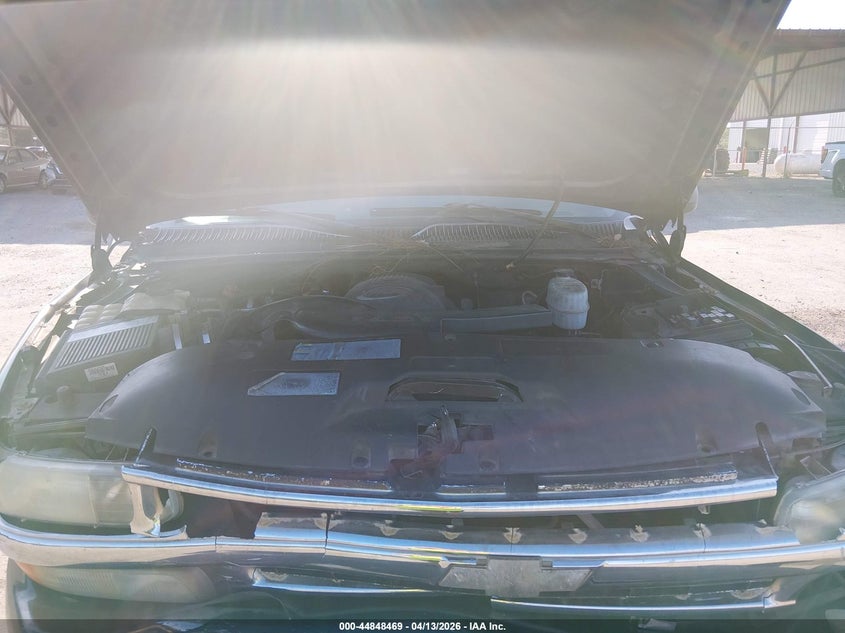 2005 Chevrolet Tahoe Ls VIN: 1GNEC13V55R162341 Lot: 44848469