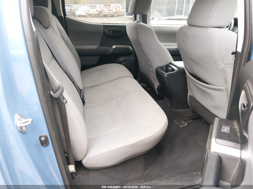 VIN 3TMDZ5BN3KM067074 2019 TOYOTA TACOMA SR5 V6