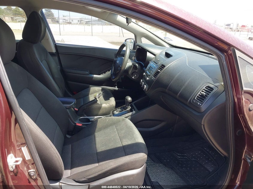 2018 Kia Forte 2.0 Lx black Lot 111044848522 Vin 3KPFK4A78JE206537