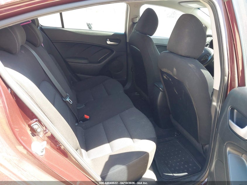 2018 Kia Forte 2.0 Lx black Lot 111044848522 Vin 3KPFK4A78JE206537