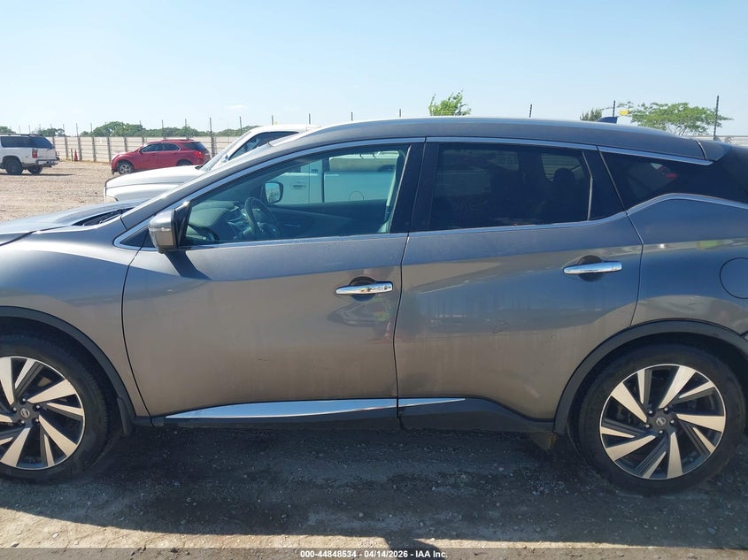 2017 Nissan Murano Platinum VIN: 5N1AZ2MG4HN199738 Lot: 44848534