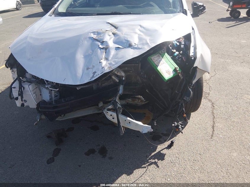 2016 Toyota Corolla Le VIN: 2T1BURHE1GC560207 Lot: 44848564