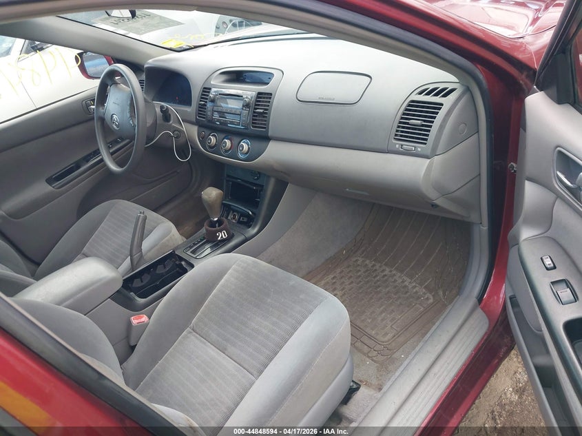 2005 Toyota Camry Le