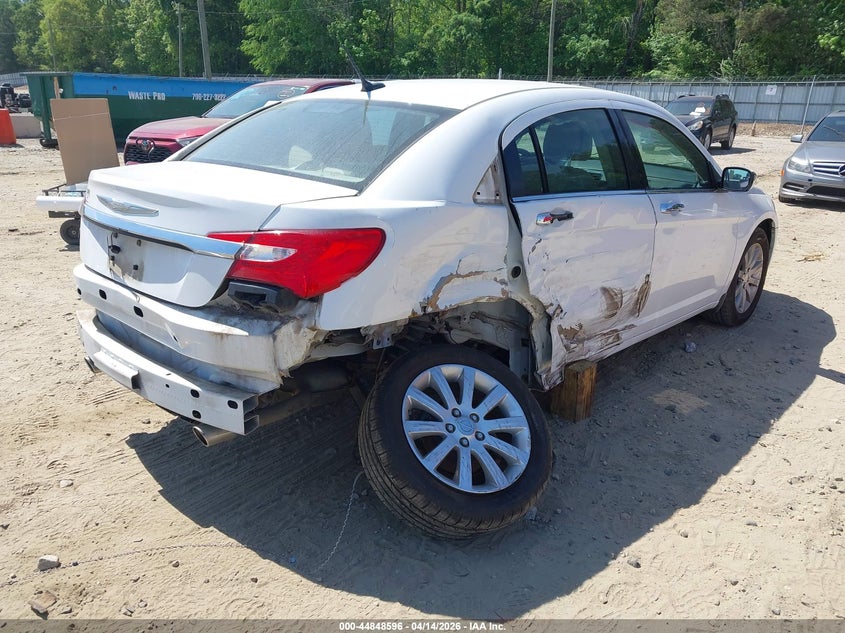 2014 Chrysler 200 3.6 Limited white Lot 111044848596 Vin 1C3CCBCG7EN159508