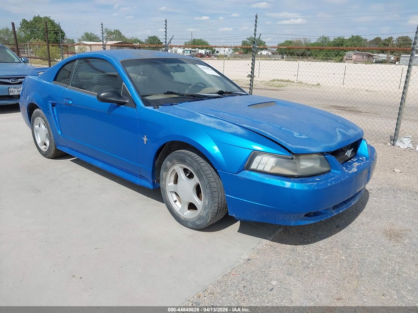 2000 Ford Mustang