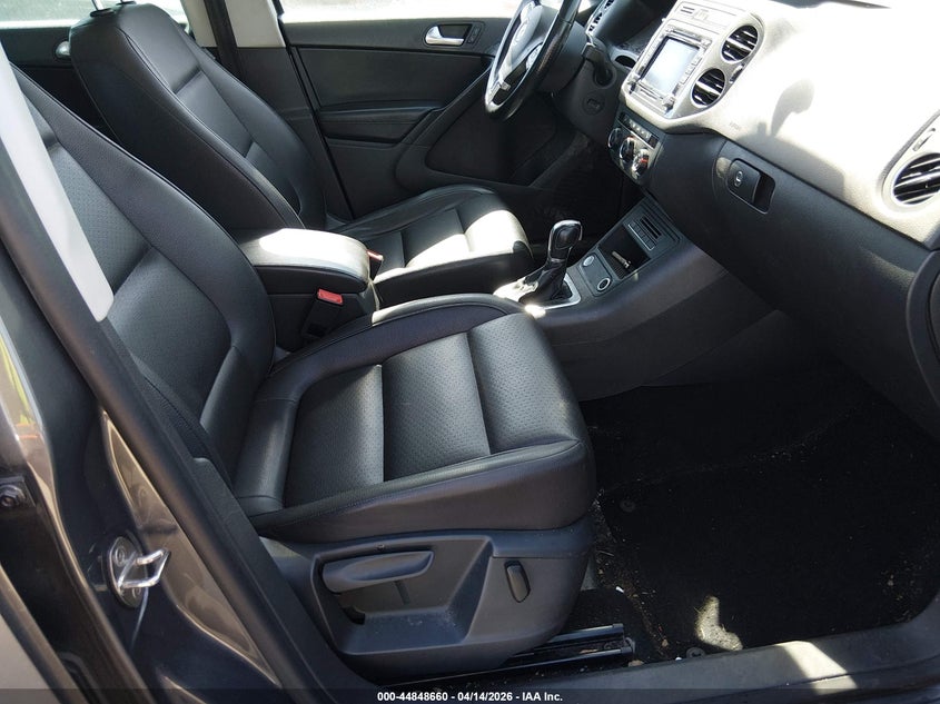 2015 Volkswagen Tiguan Se