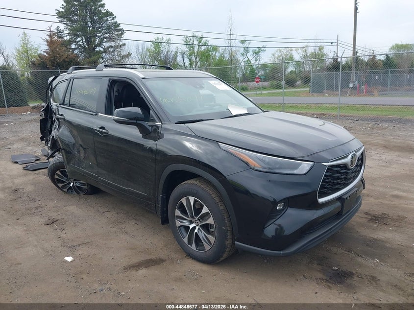 5TDKDRBH2TS602209 2026 Toyota Highlander Xle auction photo 1