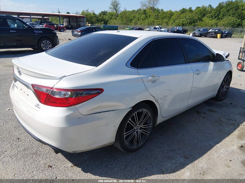 2016 Toyota Camry Se