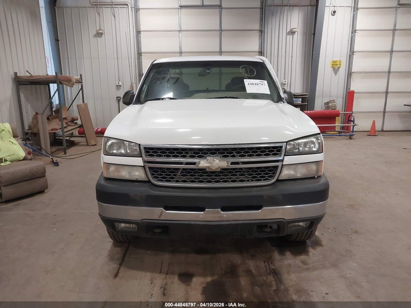 2005 CHEVROLET SILVERADO TRUCK 6.0L V-8 300HP