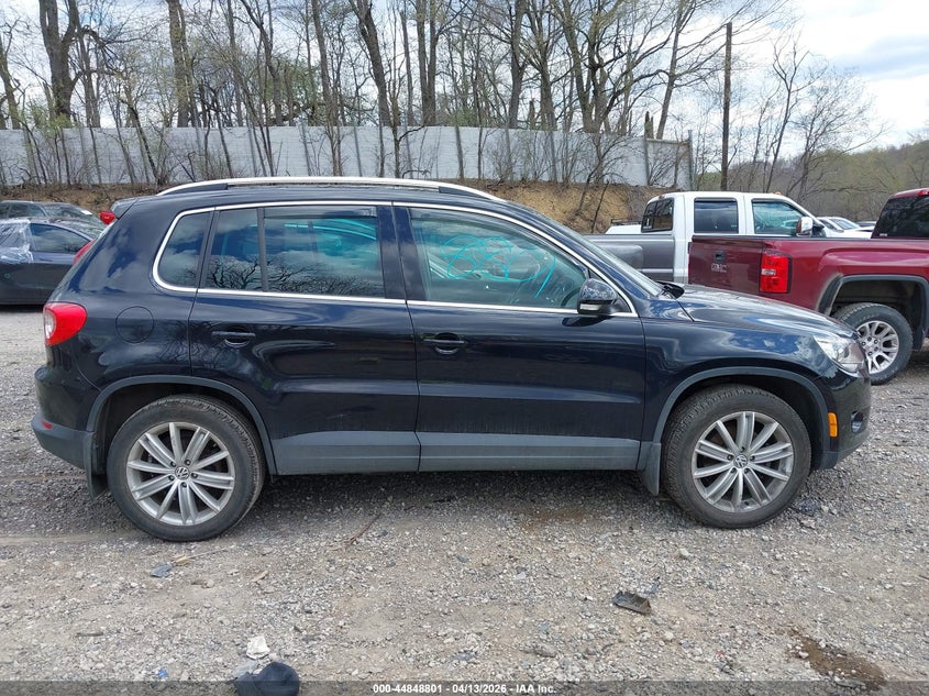 2011 Volkswagen Tiguan Sel VIN: WVGBV7AX2BW504401 Lot: 44848801