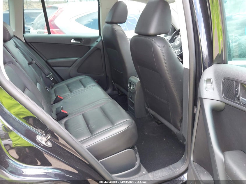 2011 Volkswagen Tiguan Sel VIN: WVGBV7AX2BW504401 Lot: 44848801