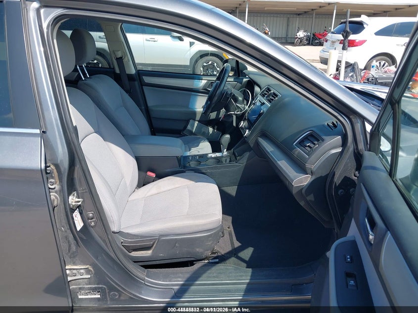 2019 SUBARU OUTBACK auction photo 5