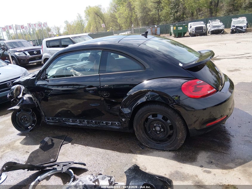 2016 Volkswagen Beetle 1.8T Classic VIN: 3VWF17AT2GM639039 Lot: 44848893