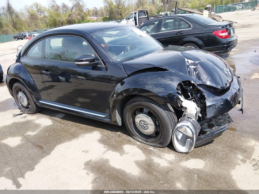 2016 Volkswagen Beetle 1.8T Classic VIN: 3VWF17AT2GM639039 Lot: 44848893