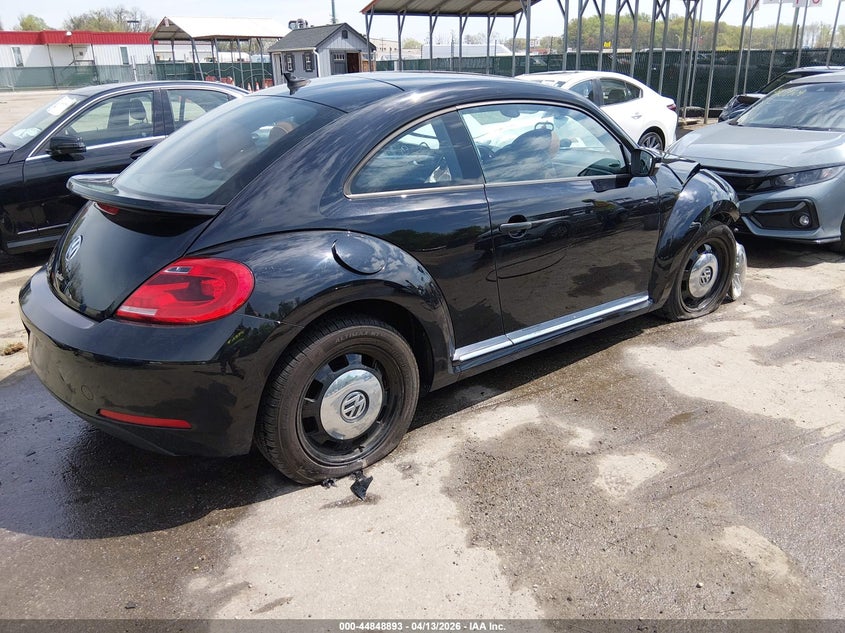 2016 Volkswagen Beetle 1.8T Classic VIN: 3VWF17AT2GM639039 Lot: 44848893