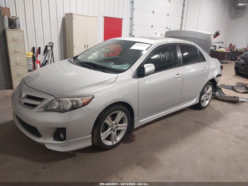 2013 Toyota Corolla 1.8 S silver Lot 111044848931 Vin 2T1BU4EE8DC107740
