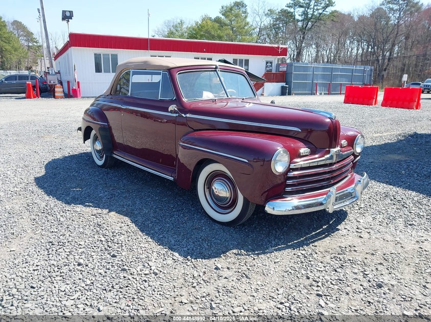 1946 Ford Deluxe