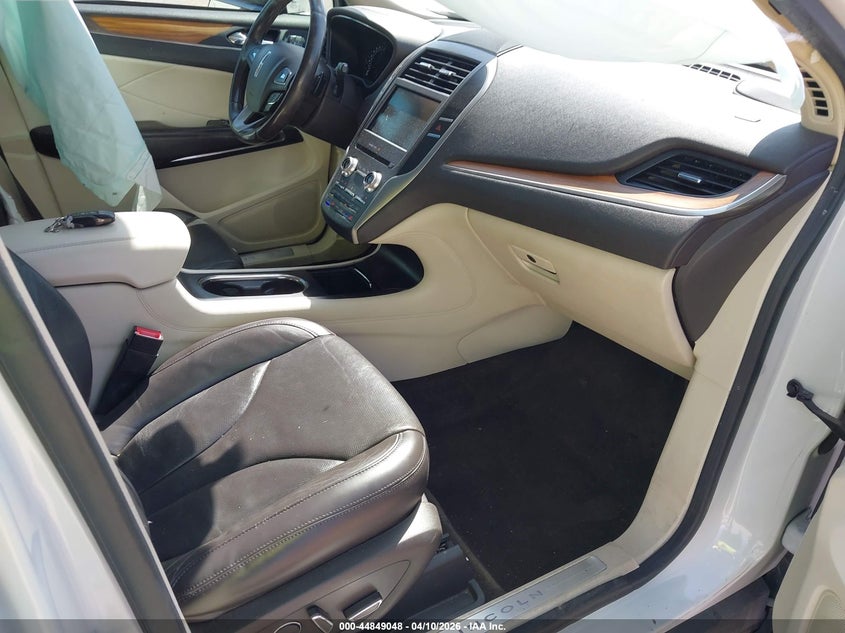 2015 Lincoln Mkc 2.3 white Lot 111044849048 Vin 5LMTJ2AH3FUJ15843