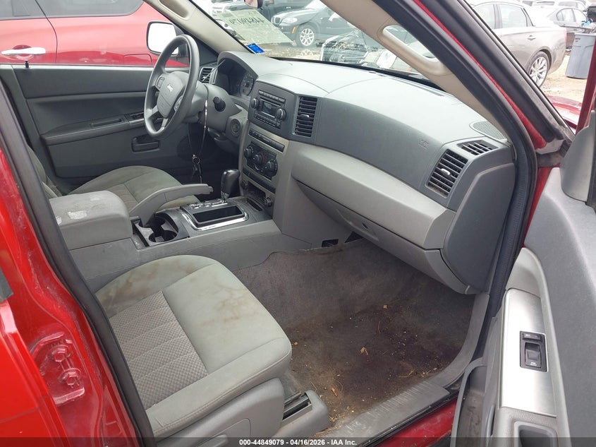 2006 Jeep Grand Cherokee Laredo