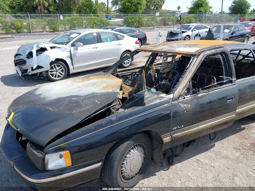 1998 Cadillac Deville D'elegance VIN: 1G6KE54Y7WU775536 Lot: 44849082