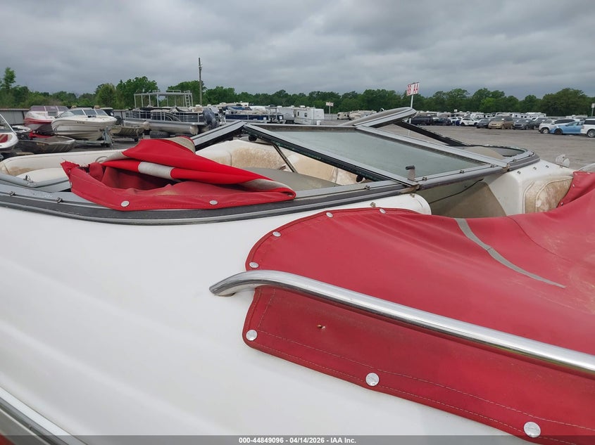 2011 CROWNLINE OTHER auction photo 6