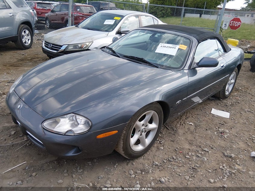 2000 Jaguar Xk8
