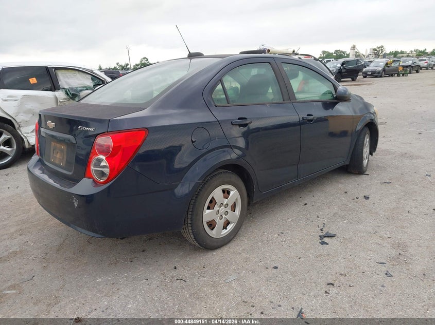 2015 Chevrolet Sonic Ls Auto