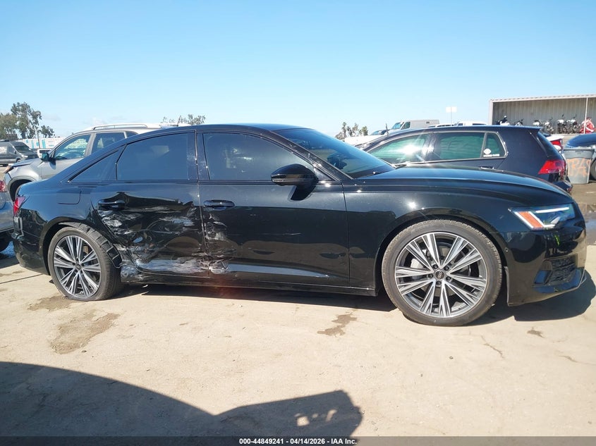 2024 Audi A6 2.0 Premium 45 Tfsi Quattro S Tronic black Lot 111044849241 Vin WAUD3BF2XRN054755