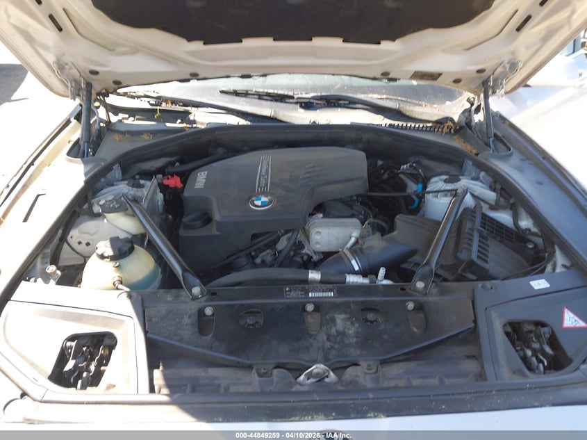 2012 BMW 528I XDRIVE · Фото 10