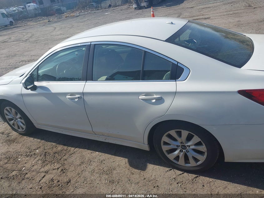 2015 Subaru Legacy 2.5I Premium VIN: 4S3BNBC62F3039993 Lot: 44849311