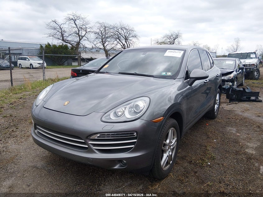 2014 Porsche Cayenne Platinum Edition