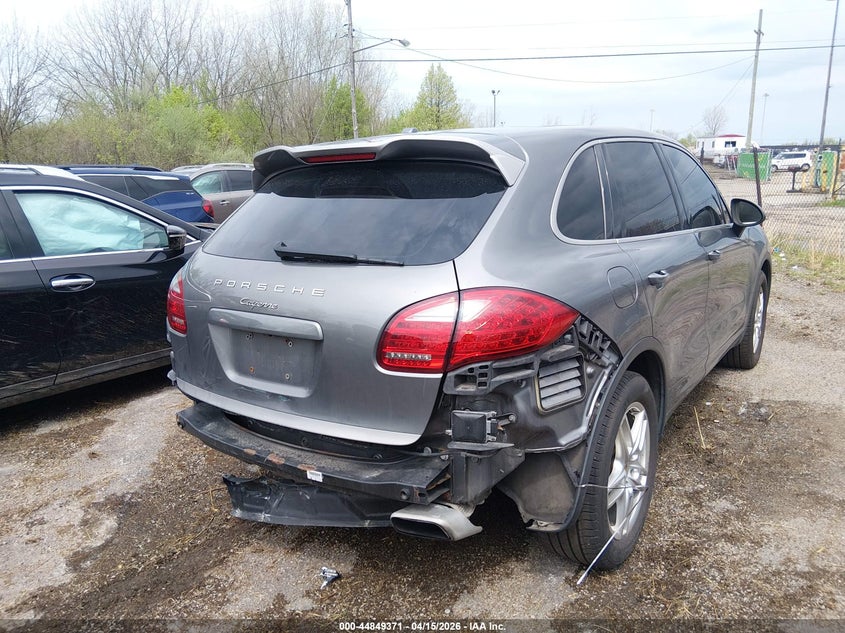 2014 Porsche Cayenne Platinum Edition