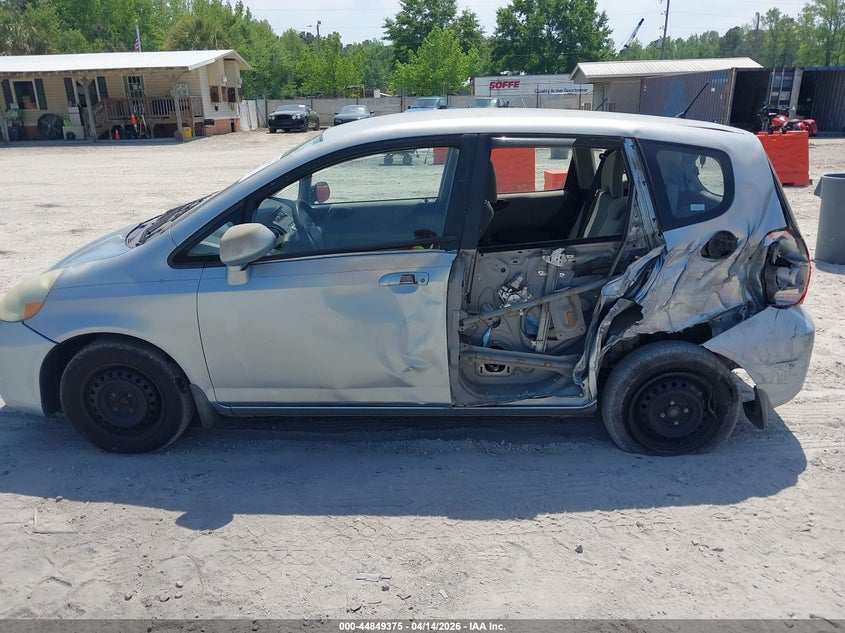 2007 Honda Fit VIN: JHMGD38477S007925 Lot: 44849375