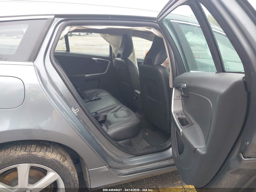 2016 Volvo V60 T5 Drive-E Premier VIN: YV140MEK9G1319477 Lot: 44849427