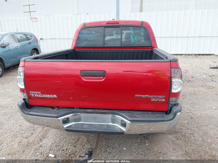 2011 Toyota Tacoma Prerunner VIN: 5TFJX4GN6BX003102 Lot: 44849435