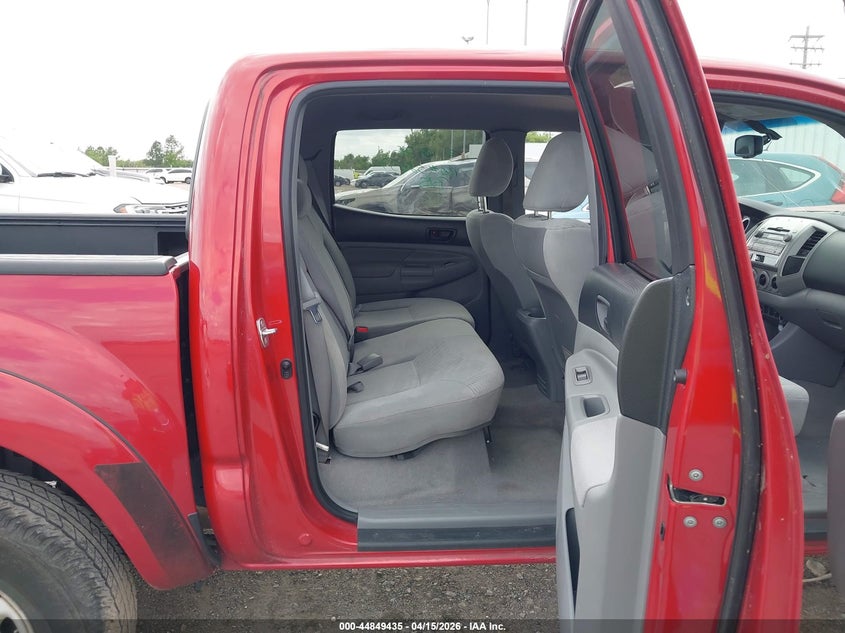 2011 Toyota Tacoma Prerunner VIN: 5TFJX4GN6BX003102 Lot: 44849435