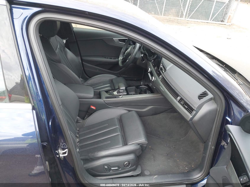 2024 Audi A4 Premium Plus 45 Tfsi S Line Quattro S Tronic