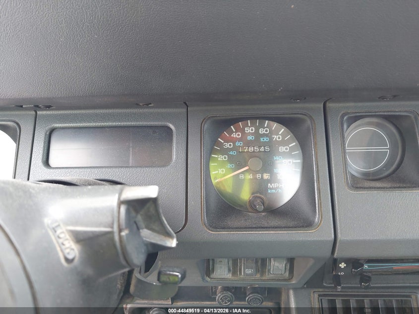 1994 Jeep Wrangler / Yj Sahara VIN: 1J4FY49S8RP417749 Lot: 44849519