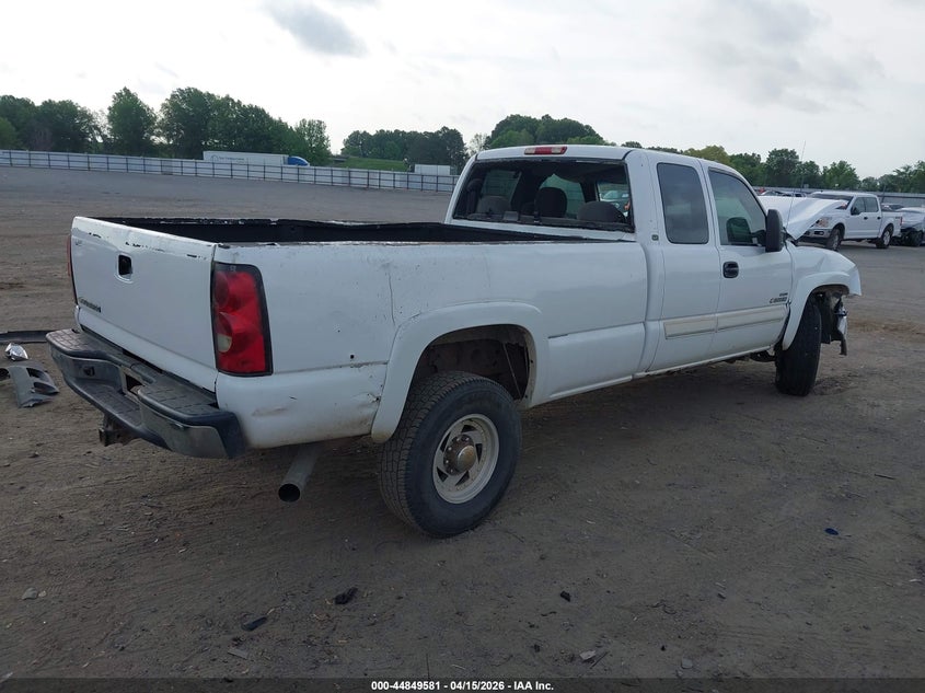 2006 CHEVROLET SILVERADO 2500HD auction photo 4