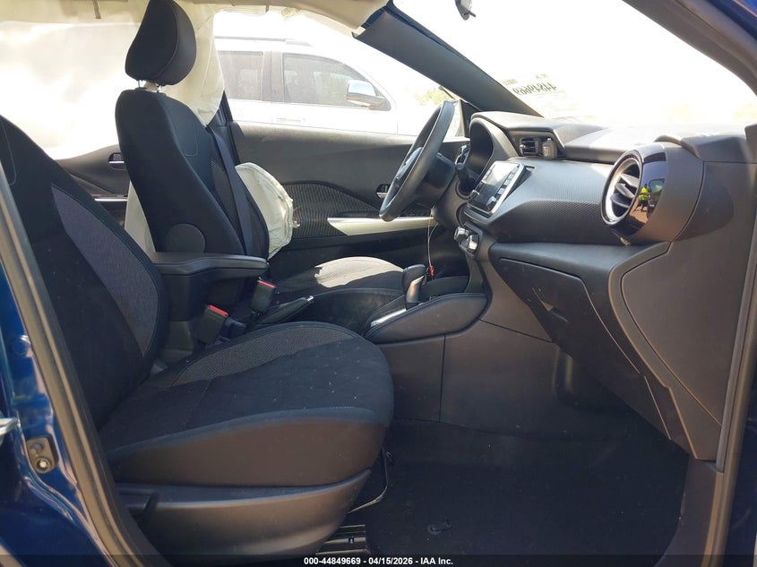 VIN 3N1CP5CV0LL536938 2020 NISSAN KICKS SV XTRONIC CVT