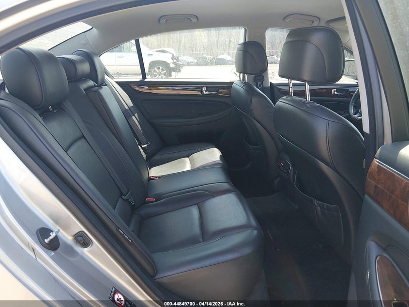 2009 Hyundai Genesis 3.8 VIN: KMHGC46E49U043581 Lot: 44849700