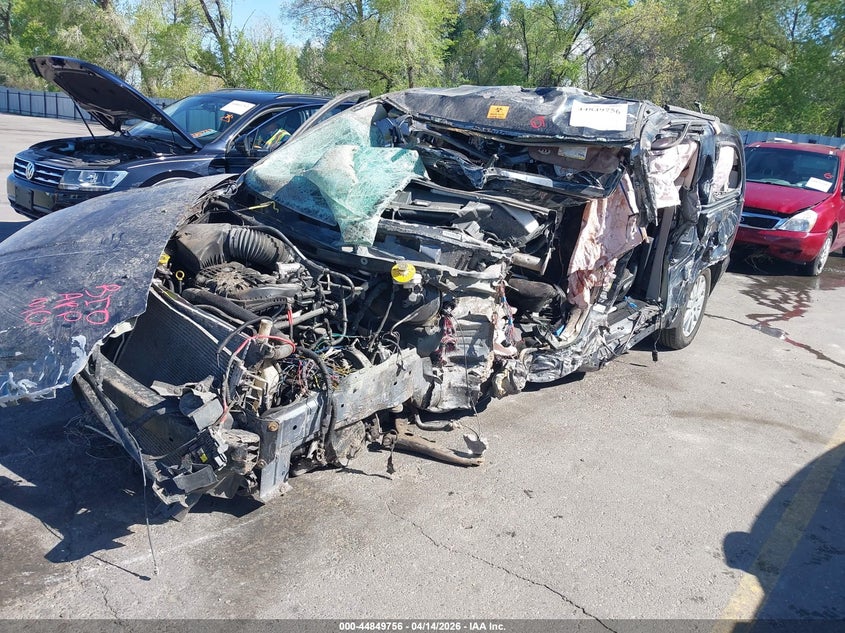 Vin: 2c4rc1bg1er310086, lot: 45347064, chrysler town & country touring 20142