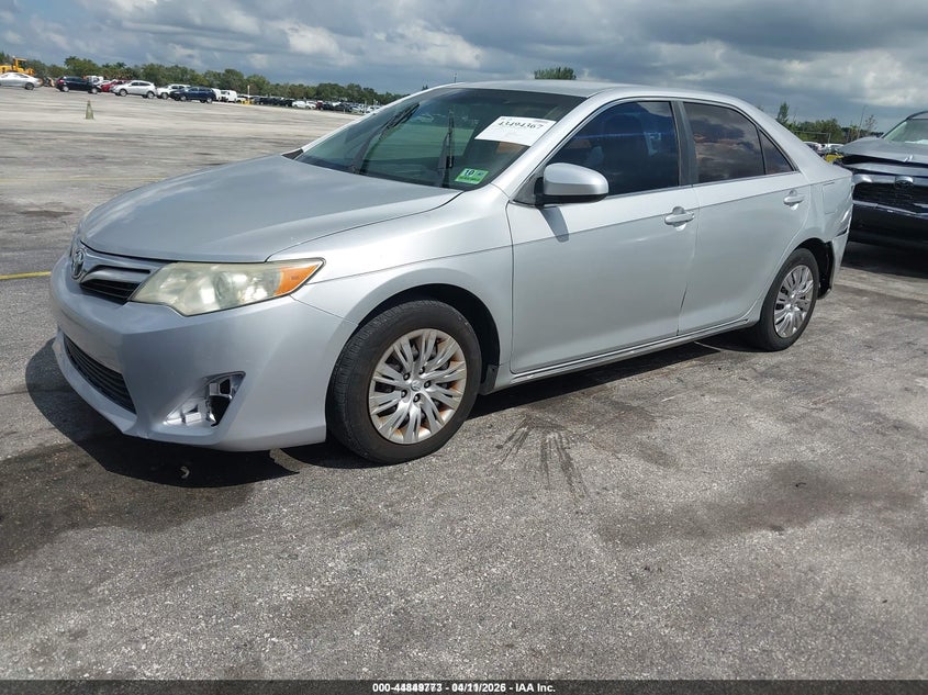 4T1BF1FK3CU020600 2012 Toyota Camry Le photo 1