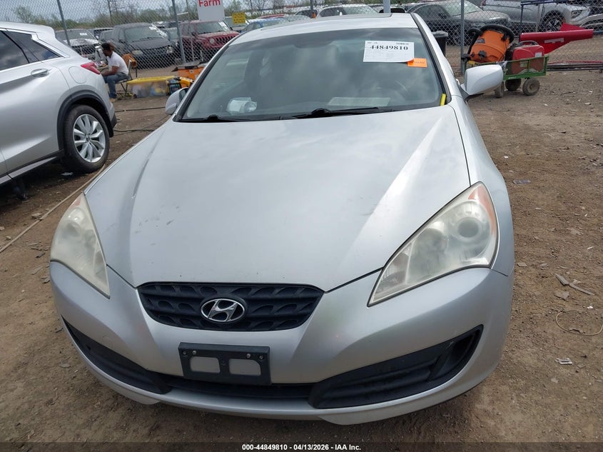 2010 Hyundai Genesis 2.0T/2.0T Premium/2.0T R-Spec/2.0T Track VIN: KMHHT6KD8AM010214 Lot: 44849810