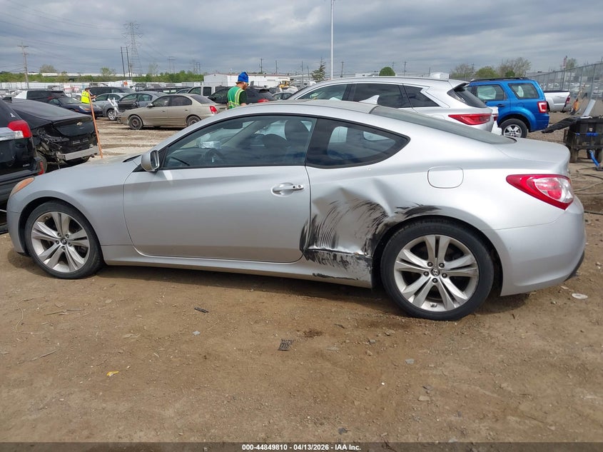 2010 Hyundai Genesis 2.0T/2.0T Premium/2.0T R-Spec/2.0T Track VIN: KMHHT6KD8AM010214 Lot: 44849810