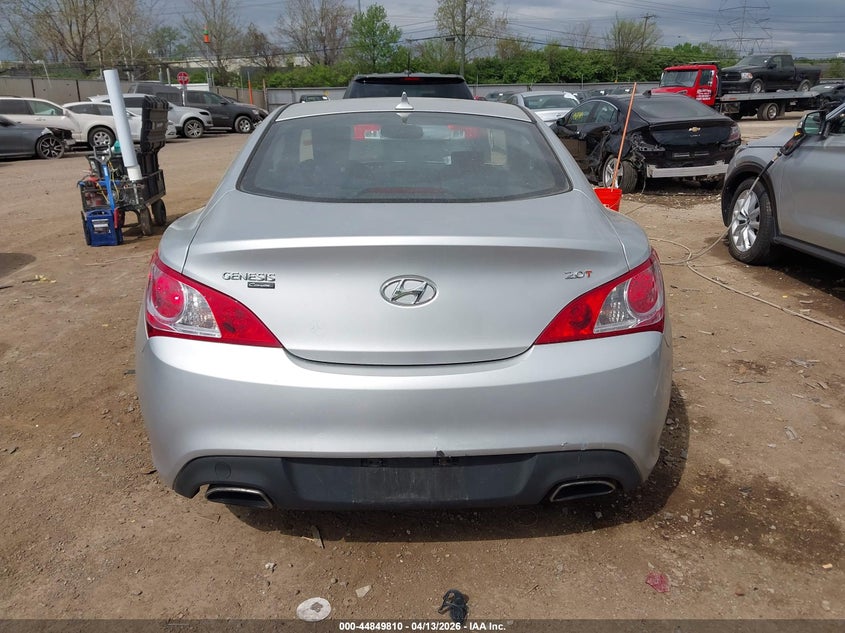 2010 Hyundai Genesis 2.0T/2.0T Premium/2.0T R-Spec/2.0T Track VIN: KMHHT6KD8AM010214 Lot: 44849810
