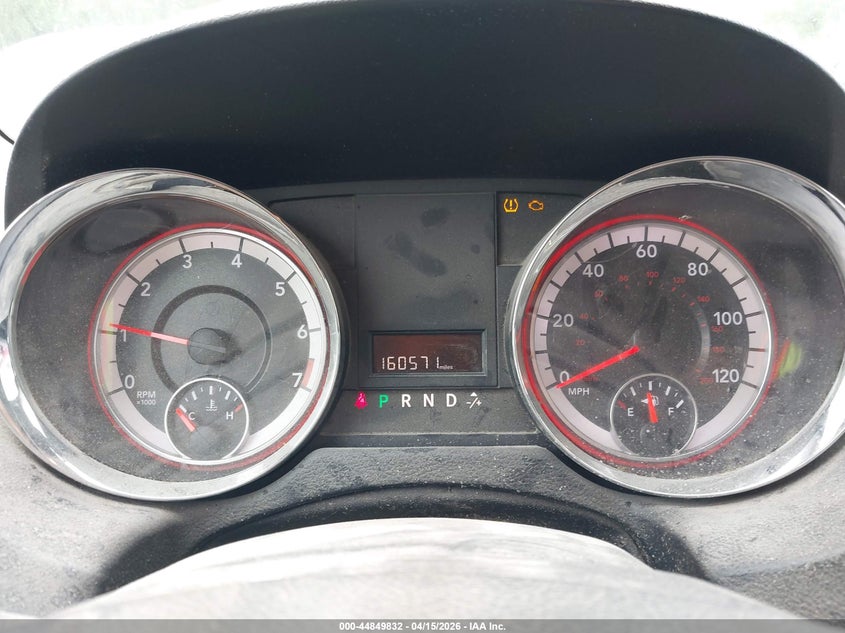 2C4RDGBG9FR683250 2015 Dodge Caravan 3.6 Grand Se white