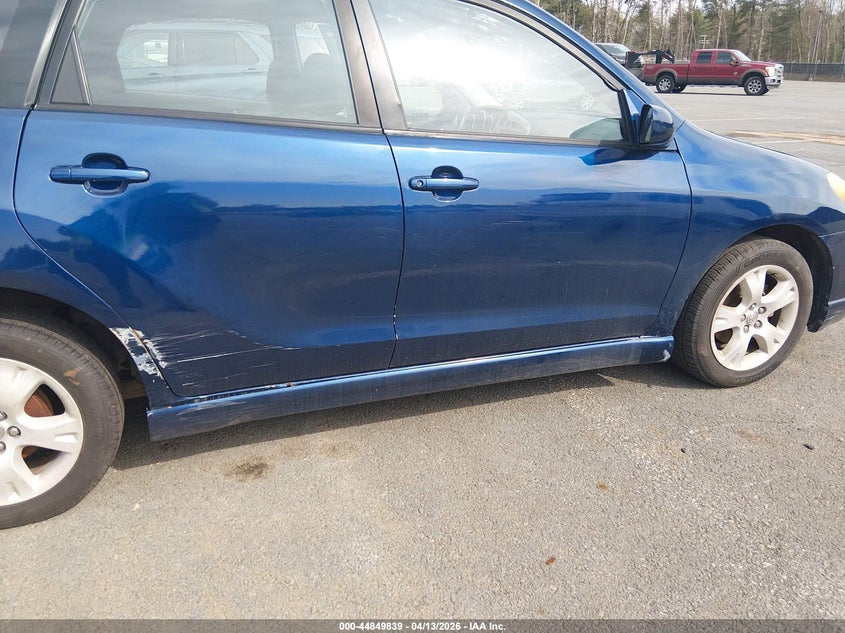 2005 Toyota Matrix Xr VIN: 2T1KR32E45C492411 Lot: 44849839